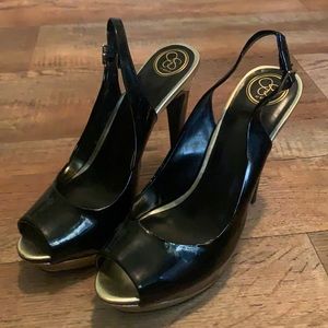 Jessica Simpson Size 10 Black and Gold Heels